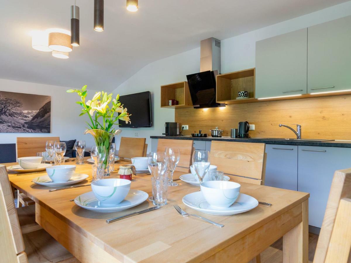 Beautiful Apartment In Salzburg With Balcony Apartment *